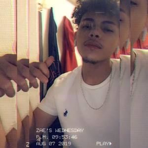 Meet your Posher, Alizé